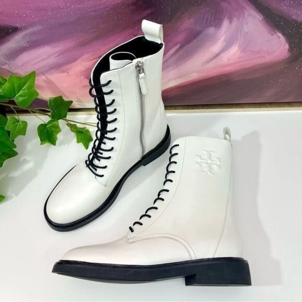 NWOB Tory Burch‎ Double-T Croc Embossed Combat Boot in Blanc Size 7.5